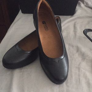 Non-slip shoes 🙌🏻🎉